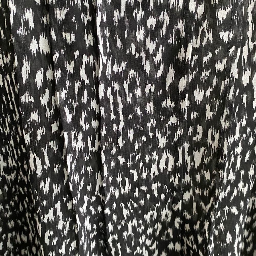 Torrid Leopard Print Open Back Top - Picture 2 of 6